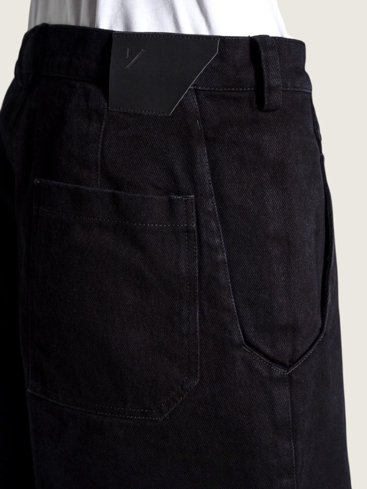 Trapezoid shorts TS25