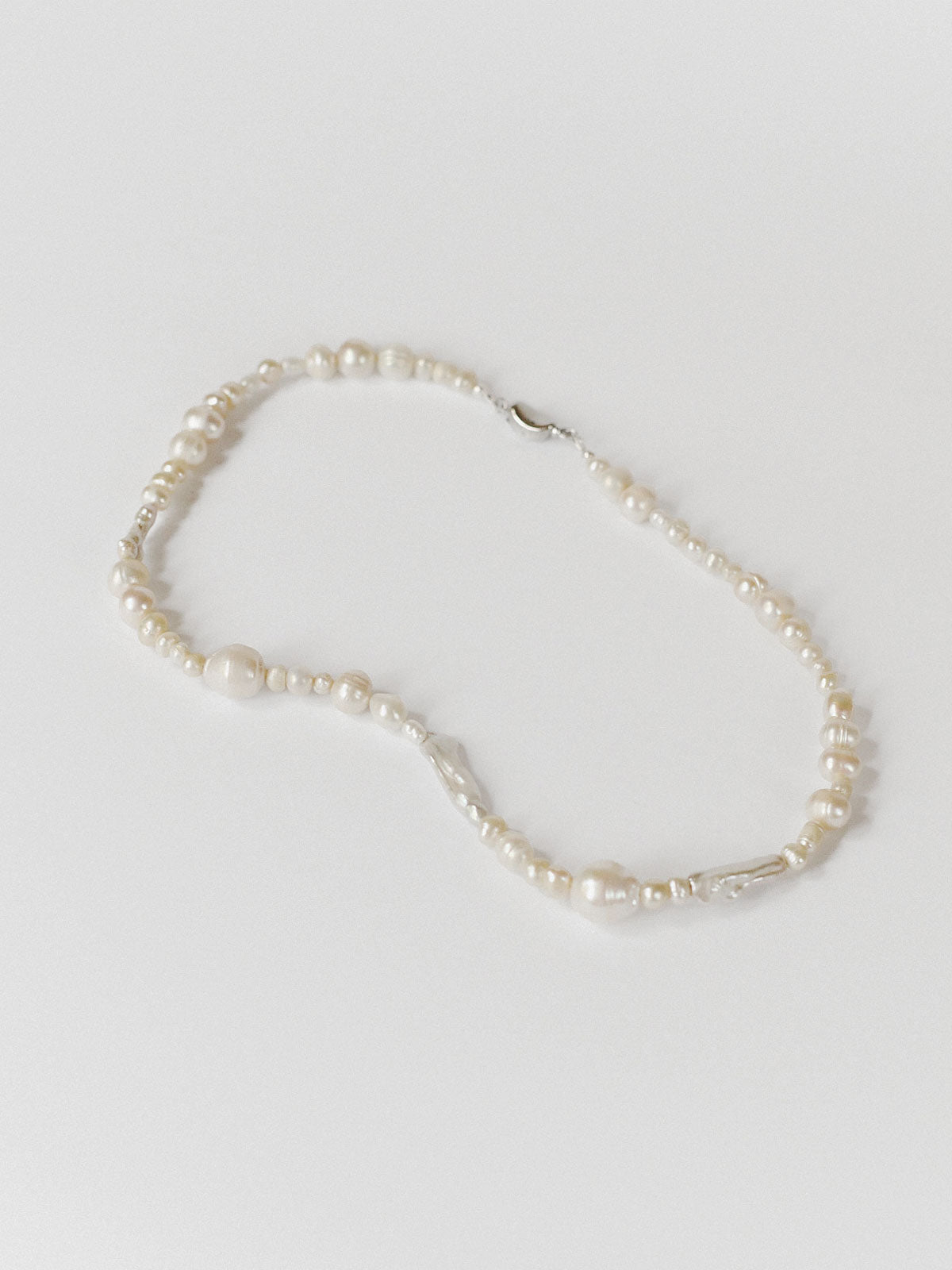 Pearly necklace