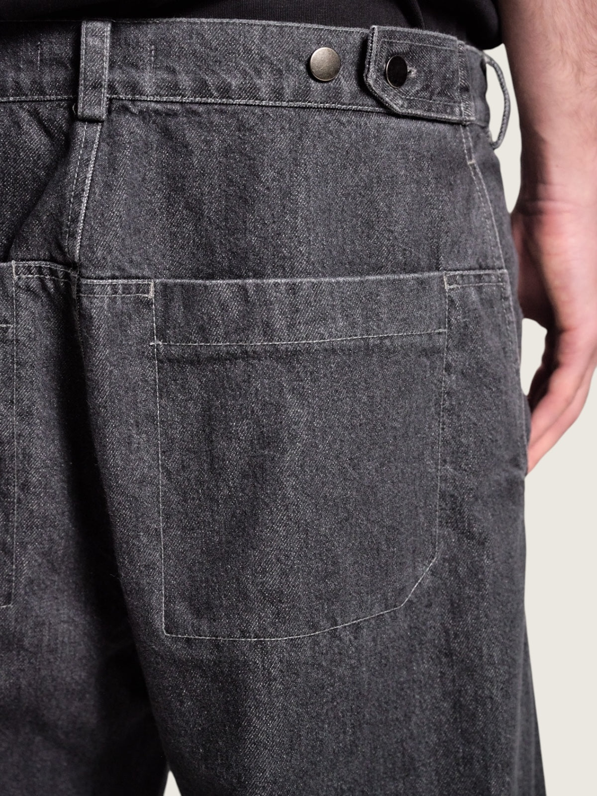 Adjusting jeans combo