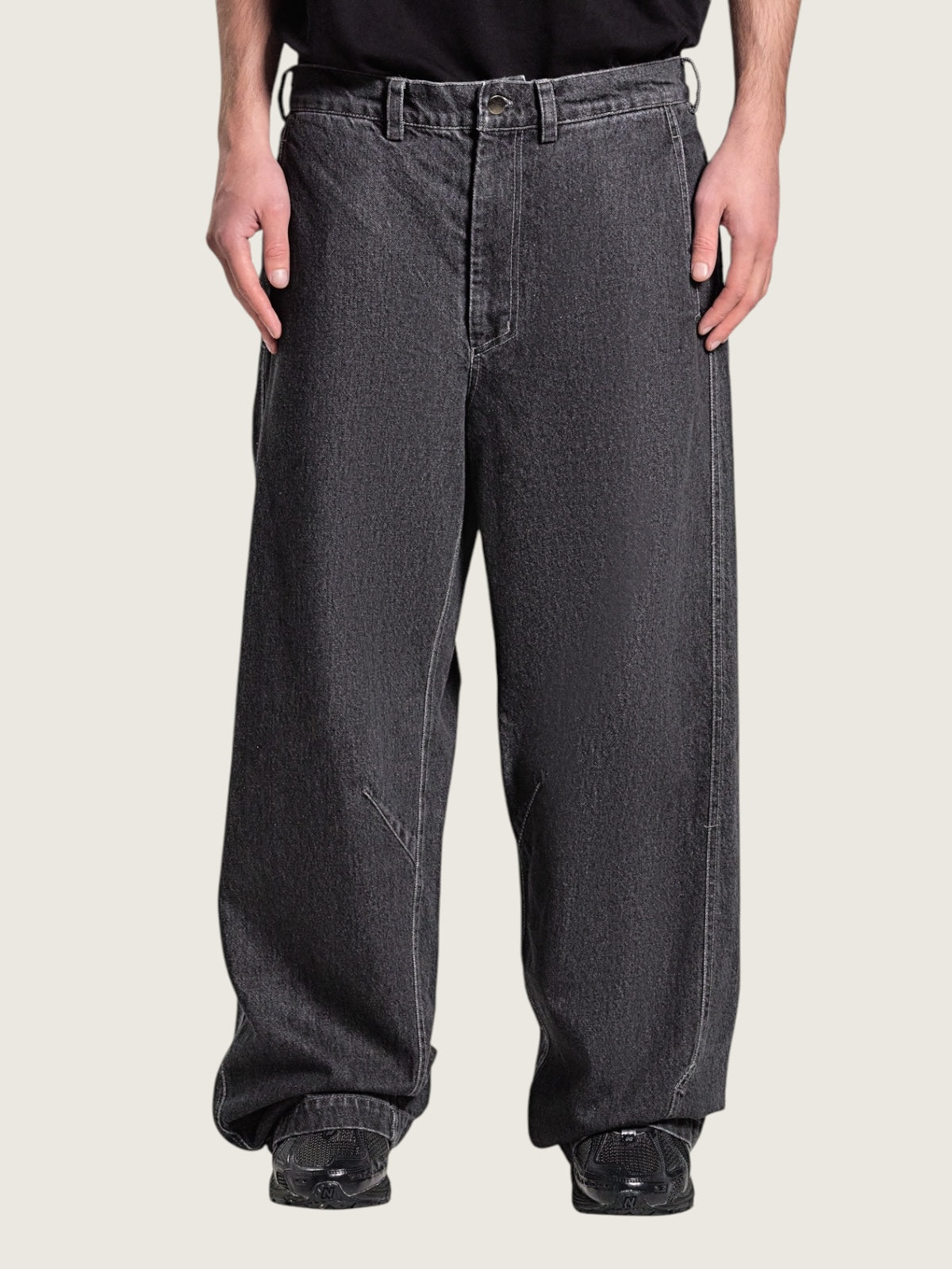 Adjusting jeans combo