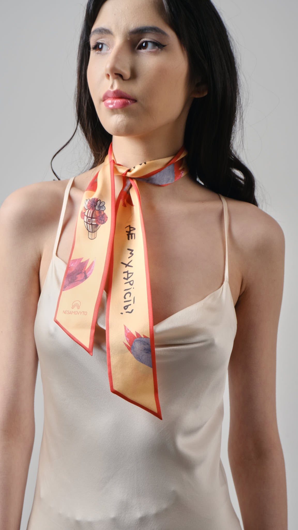 Thin silk scarf "Churai"